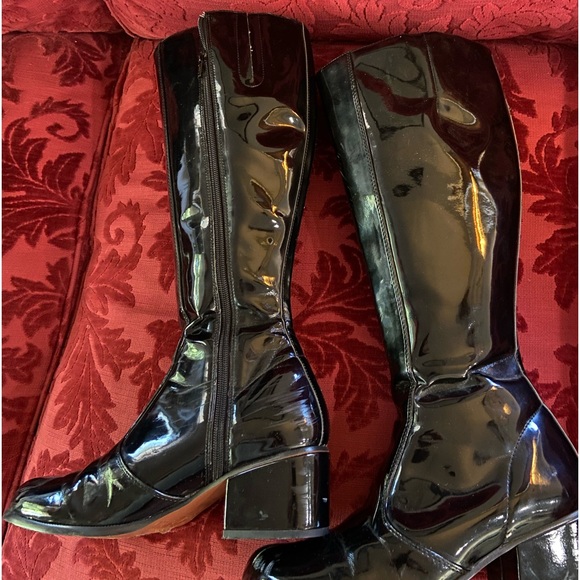 Black Patton GoGo/Moto heeled boots. - Picture 2 of 6